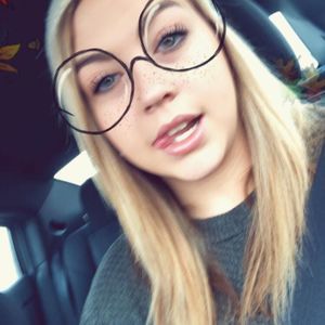 Meet your Posher, Easton r